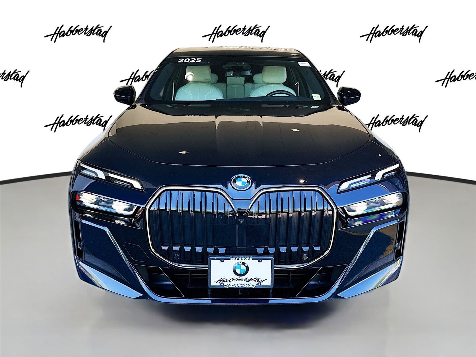 bmw 7 series 2025 WBA43EH0XSCU82081 image bmw 7 series 2025 WBA43EH0XSCU82081 image